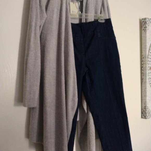 BAREFOOT DREAMS | COZYCHIC LITE CALYPSO WRAP HEATHERED CHAMBRAY PEARL - Picture 2 of 10